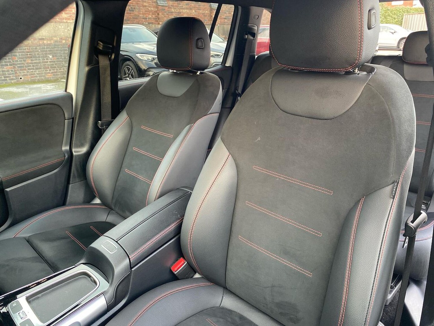 Used Mercedes-Benz GLB 2024 for sale - 76497288: Photo 39