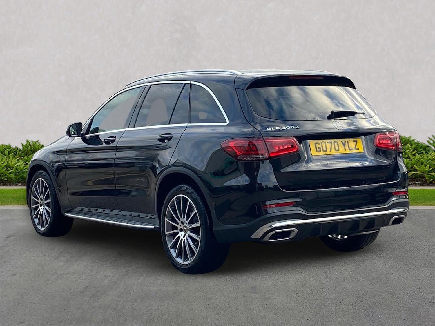 Used Mercedes-Benz GLC 2020 for sale - 76594913: Photo 2