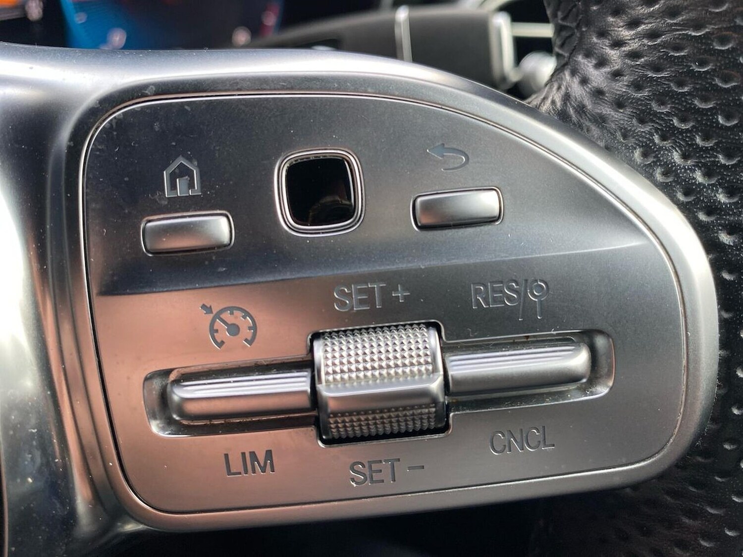 Used Mercedes-Benz GLC 2020 for sale - 76594913: Photo 27