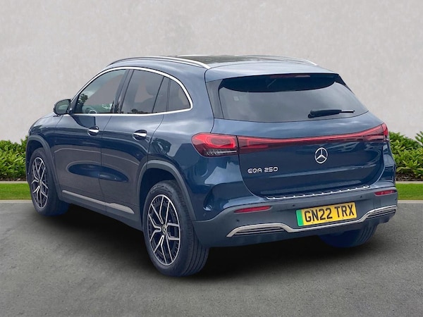 Used Mercedes-Benz EQA 2022 for sale - 75633041: Photo 2