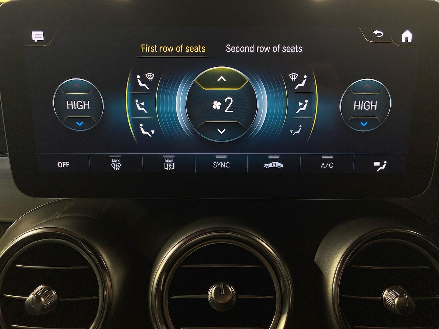 Used Mercedes-Benz GLC 2023 for sale - 76945888: Photo 12