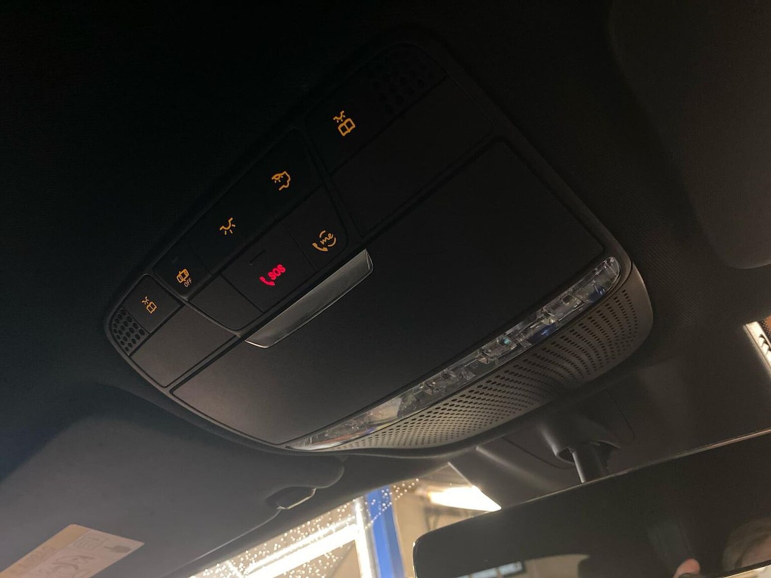 Used Mercedes-Benz GLC 2023 for sale - 76945888: Photo 14