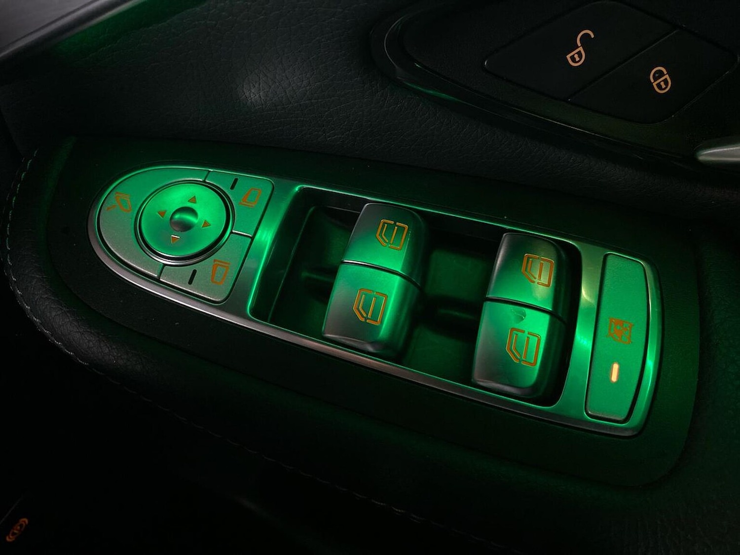 Used Mercedes-Benz GLC 2023 for sale - 76945888: Photo 21