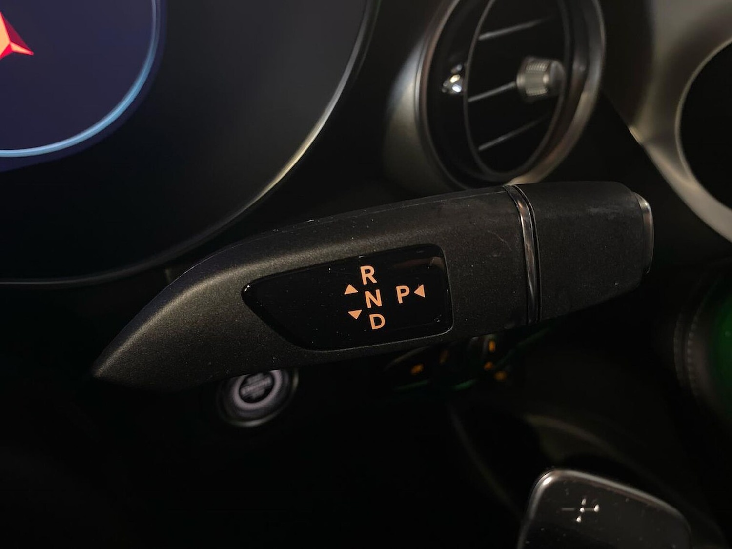 Used Mercedes-Benz GLC 2023 for sale - 76945888: Photo 29