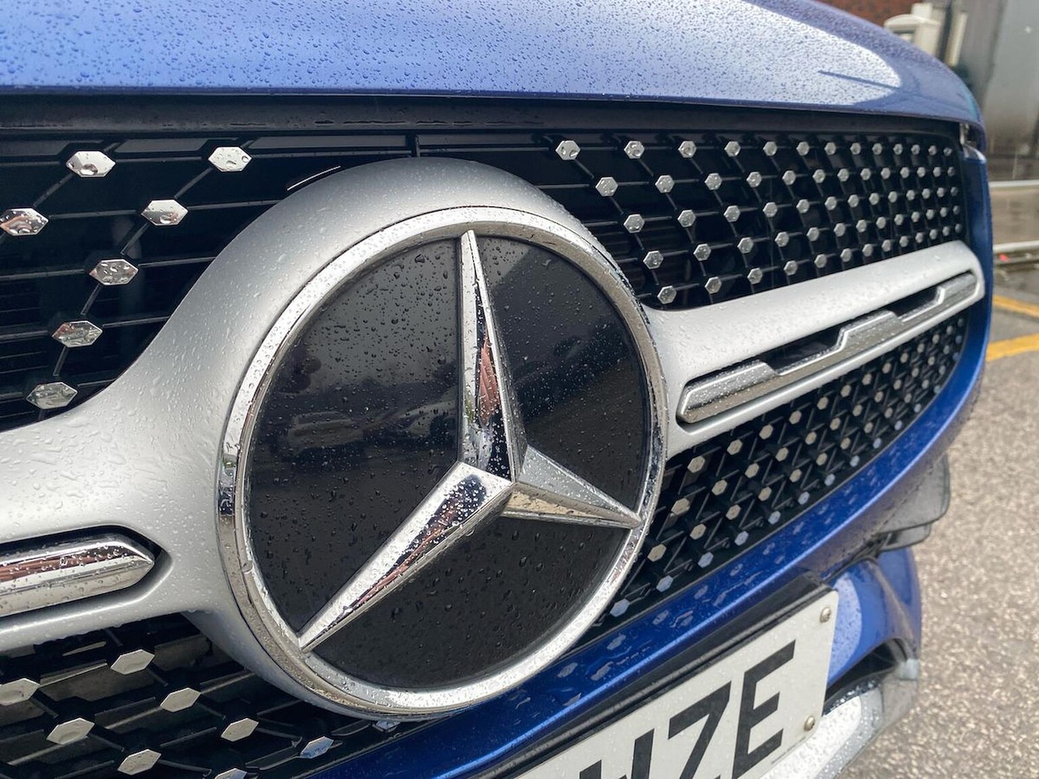 Used Mercedes-Benz GLC 2023 for sale - 76945888: Photo 33