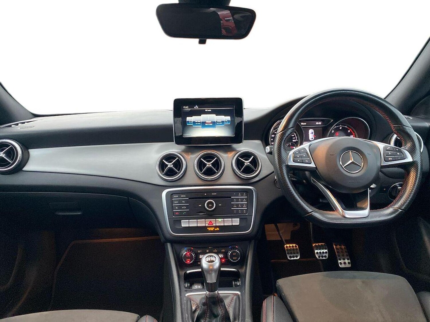 Used Mercedes-Benz CLA 2016 for sale - 76611605: Photo 15