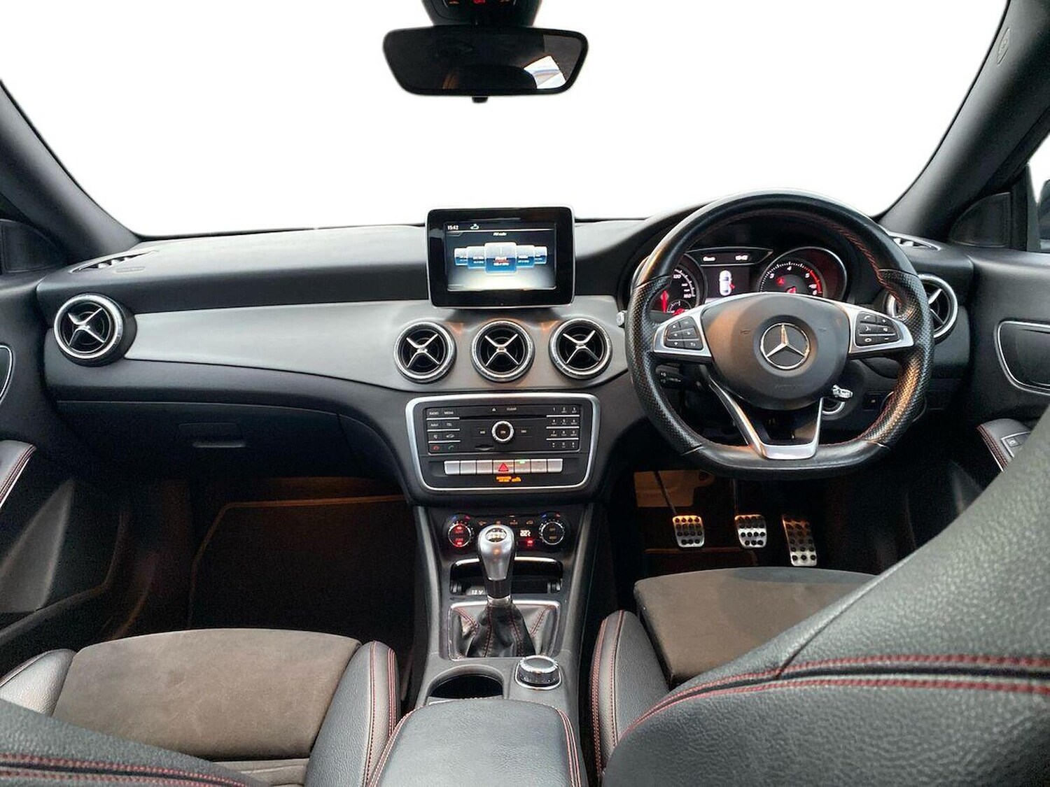 Used Mercedes-Benz CLA 2016 for sale - 76611605: Photo 8