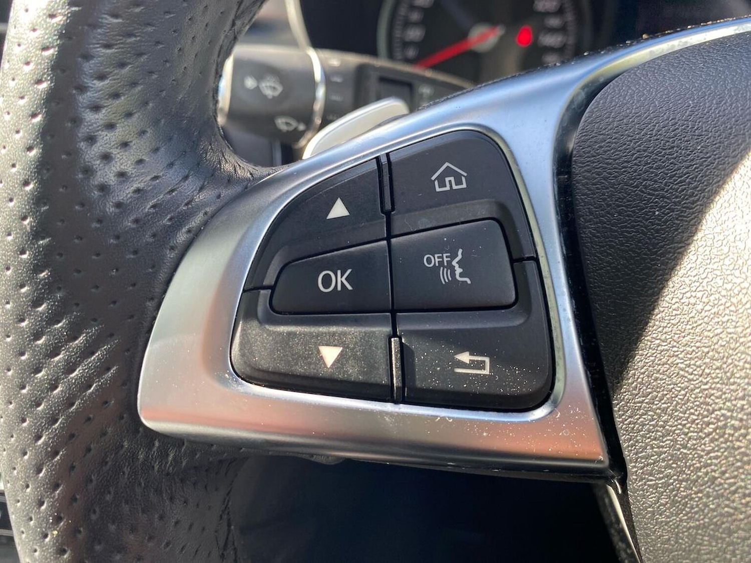 Used Mercedes-Benz GLC 2019 for sale - 76077746: Photo 26