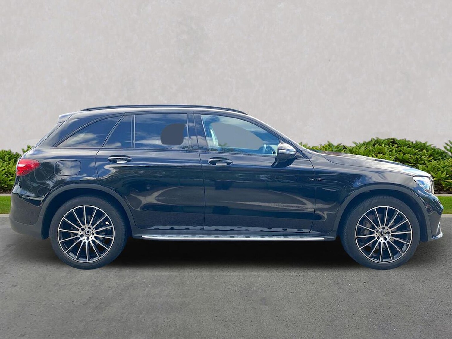 Used Mercedes-Benz GLC 2019 for sale - 76077746: Photo 3
