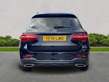 Used Mercedes-Benz GLC 2019 for sale - 76077746: Photo
