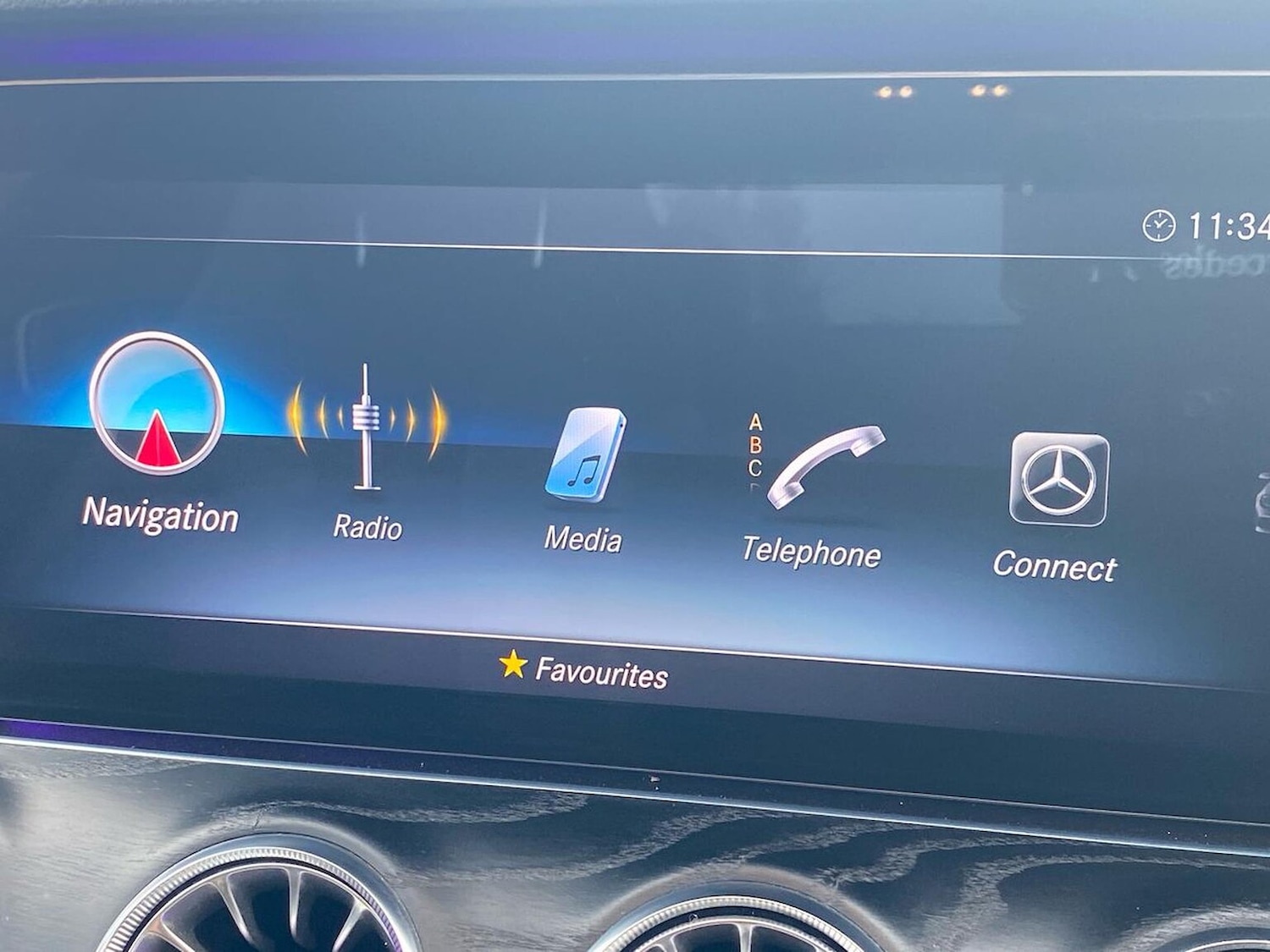 Used Mercedes-Benz E Class 2020 for sale - 76594920: Photo 11