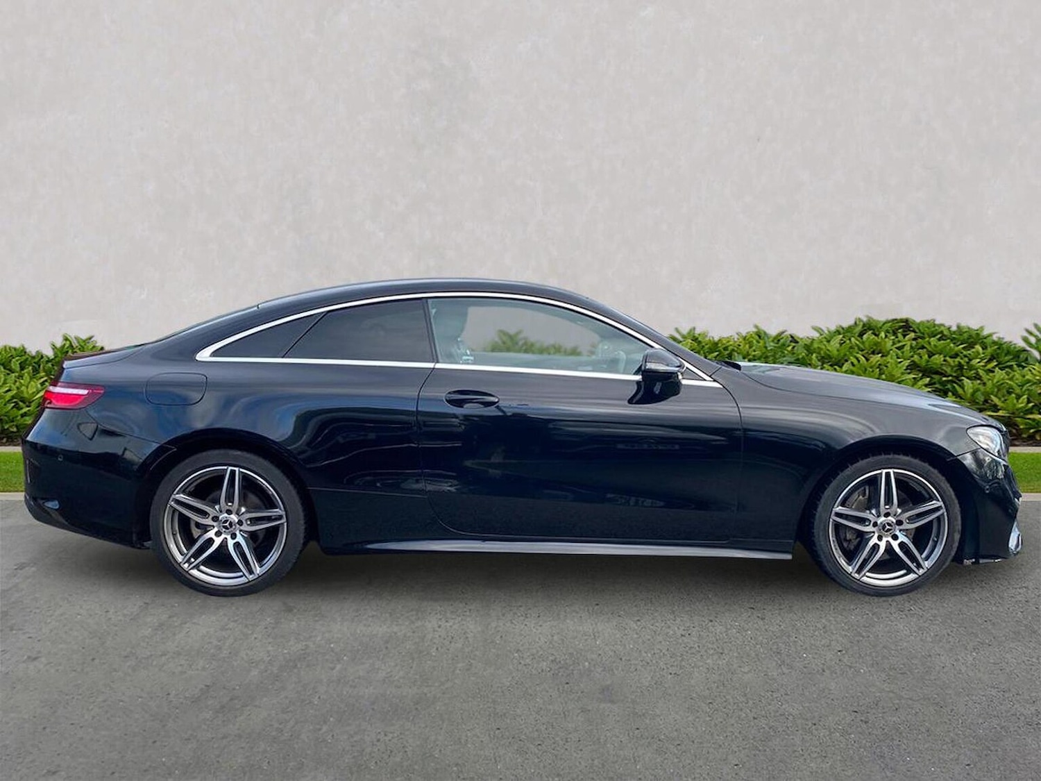 Used Mercedes-Benz E Class 2020 for sale - 76594920: Photo 3