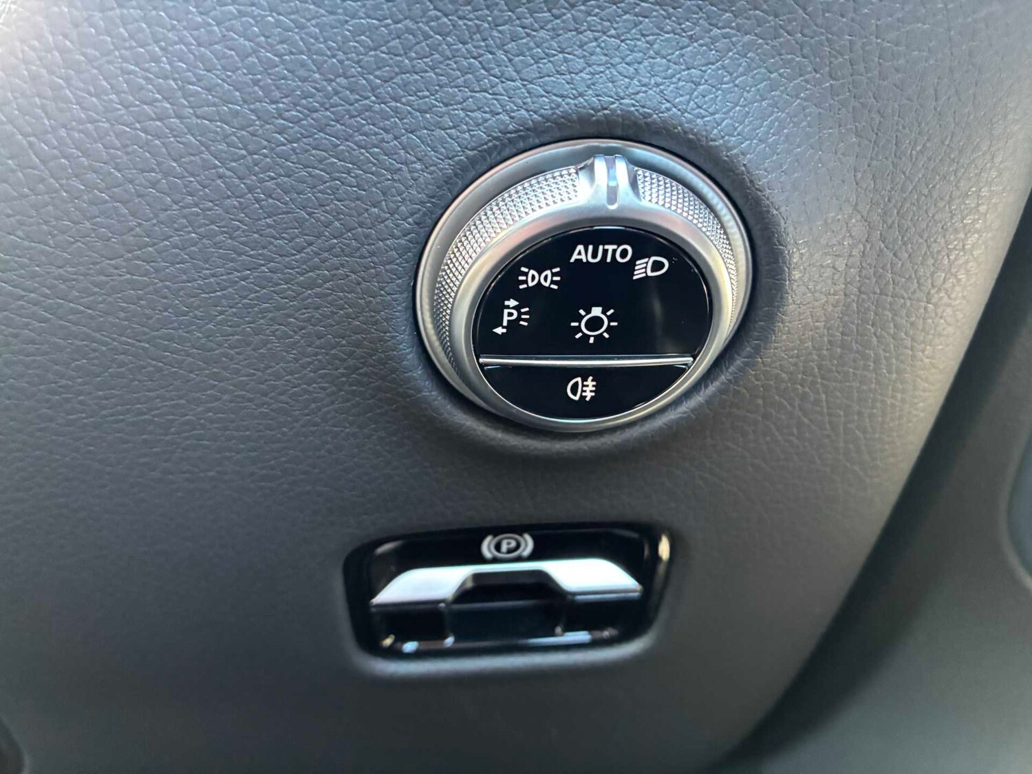 Used Mercedes-Benz GLC 2024 for sale - 78106396: Photo 29