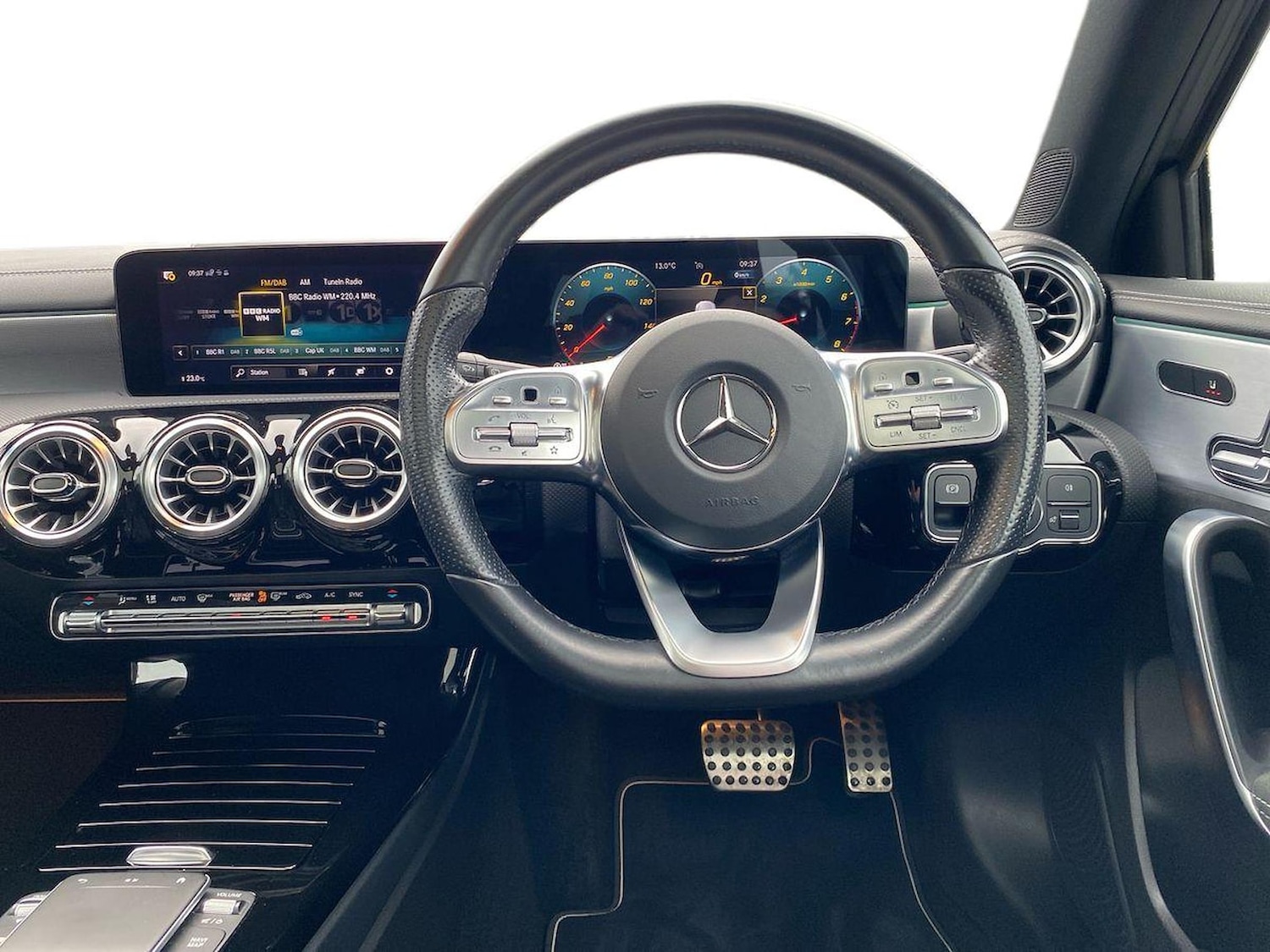 Used Mercedes-Benz A-Class 2021 for sale - 76352527: Photo 9