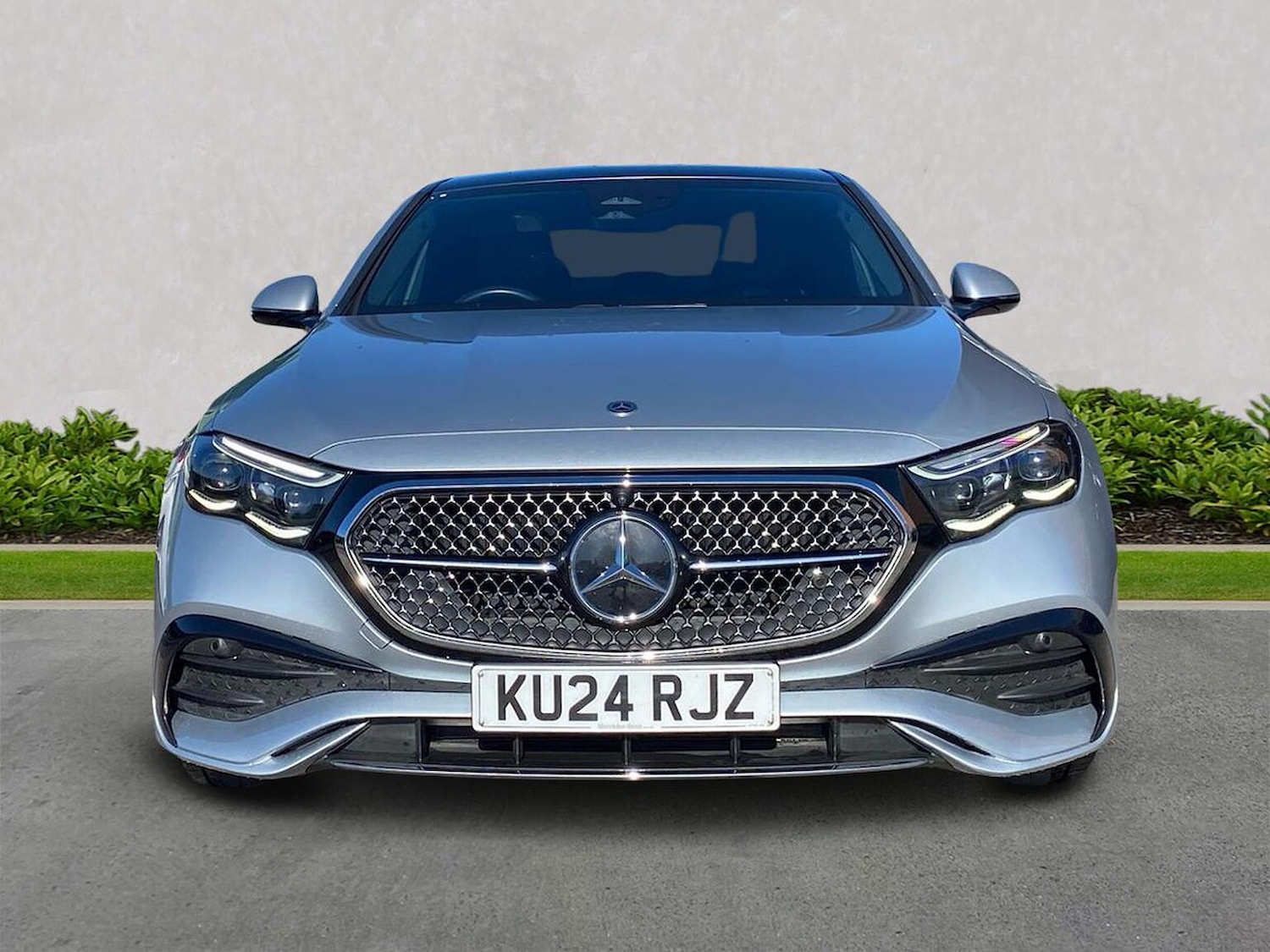 Used Mercedes-Benz E-Class 2024 for sale - 76064371: Photo 5