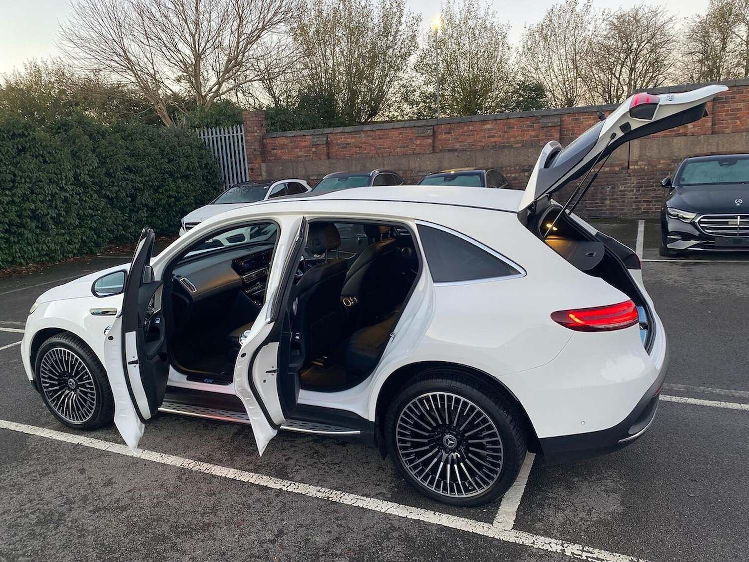 Used Mercedes-Benz EQC 2021 for sale - 76719295: Photo 40