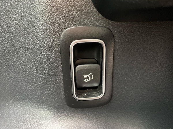 Used Mercedes-Benz GLB 2024 for sale - 76324645: Photo 40