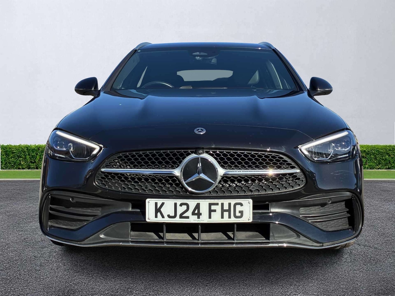 Used Mercedes-Benz C Class 2024 for sale - 78191098: Photo 2