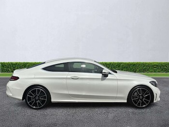 Used Mercedes-Benz C Class 2019 for sale - 78976448: Photo