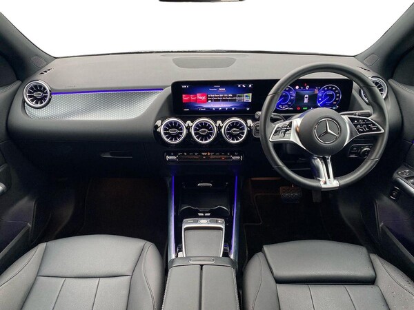 Used Mercedes-Benz EQA 2024 for sale - 76171590: Photo 8