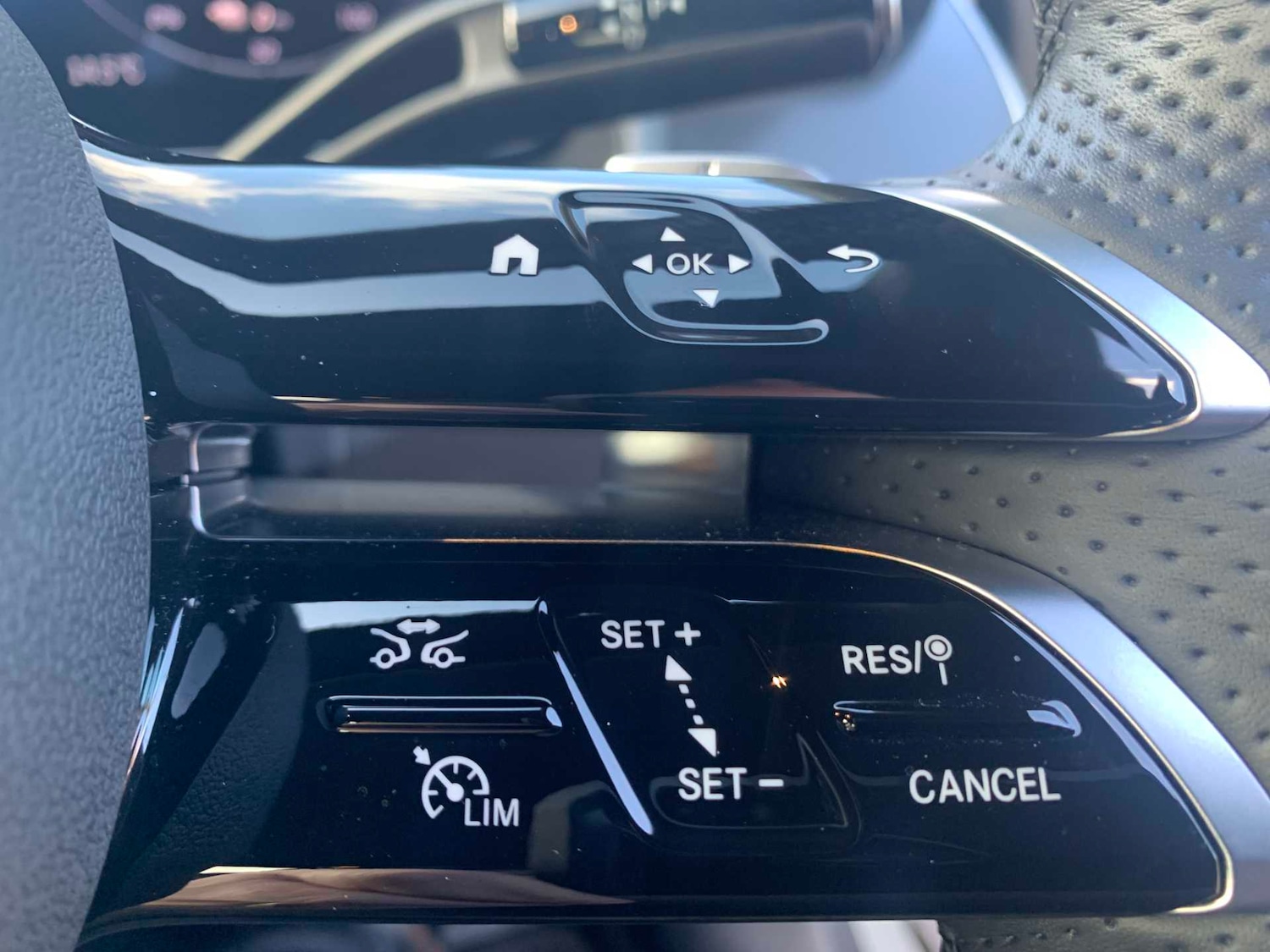 Used Mercedes-Benz GLC 2025 for sale - 78191947: Photo 32