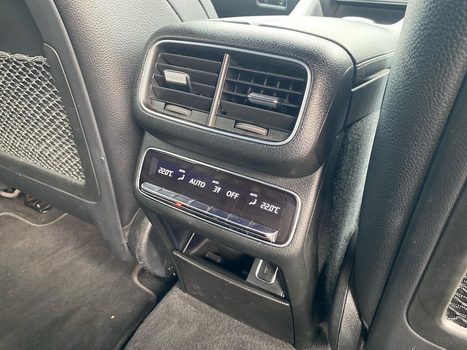 Used Mercedes-Benz GLE 2022 for sale - 76532436: Photo 2