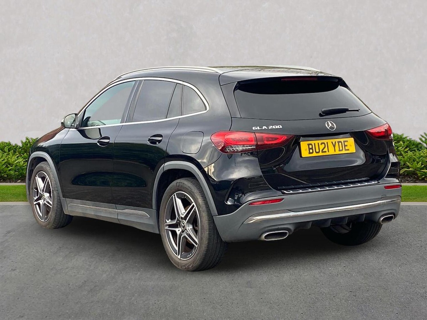 Used Mercedes-Benz GLA 2021 for sale - 76517987: Photo 2