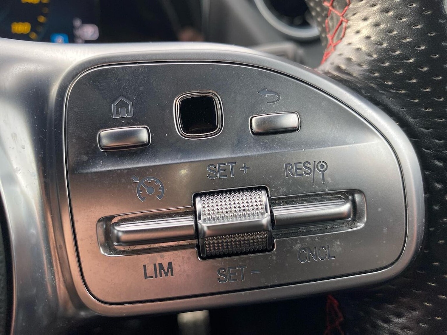 Used Mercedes-Benz GLA 2021 for sale - 76517987: Photo 27