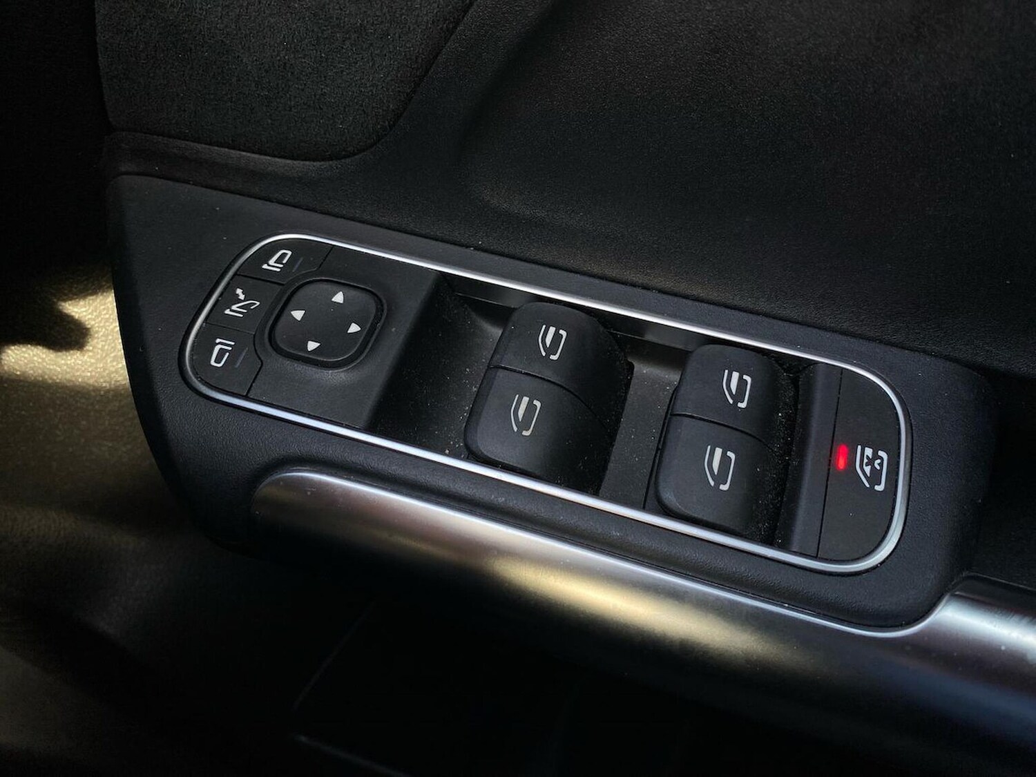 Used Mercedes-Benz GLA 2022 for sale - 76947008: Photo 21