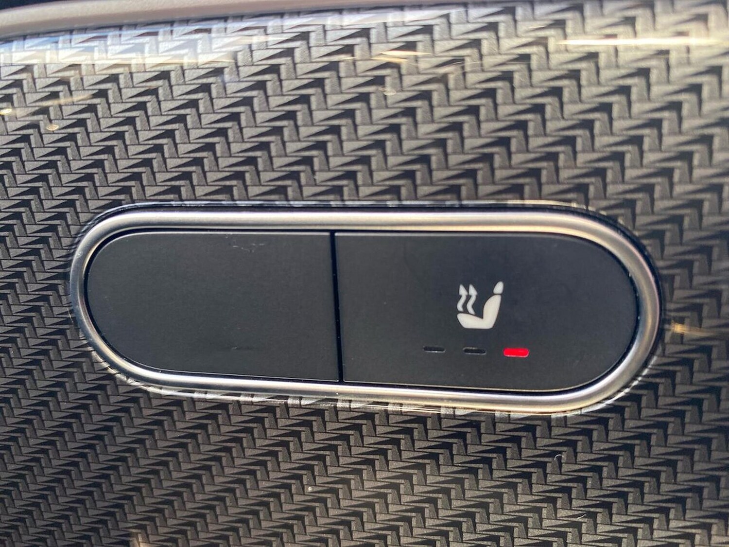 Used Mercedes-Benz GLA 2022 for sale - 76947008: Photo 30