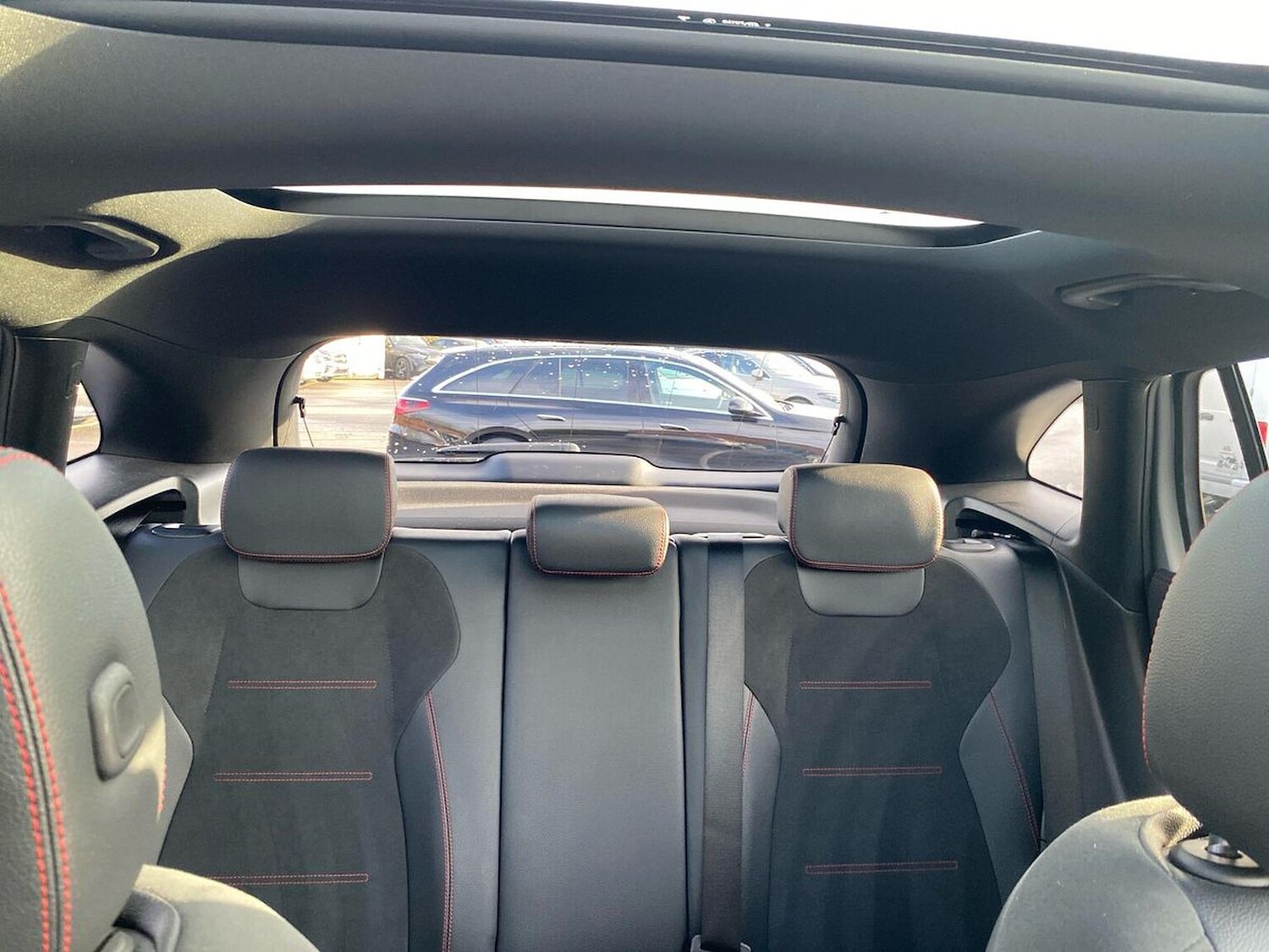 Used Mercedes-Benz GLA 2022 for sale - 76947008: Photo 39