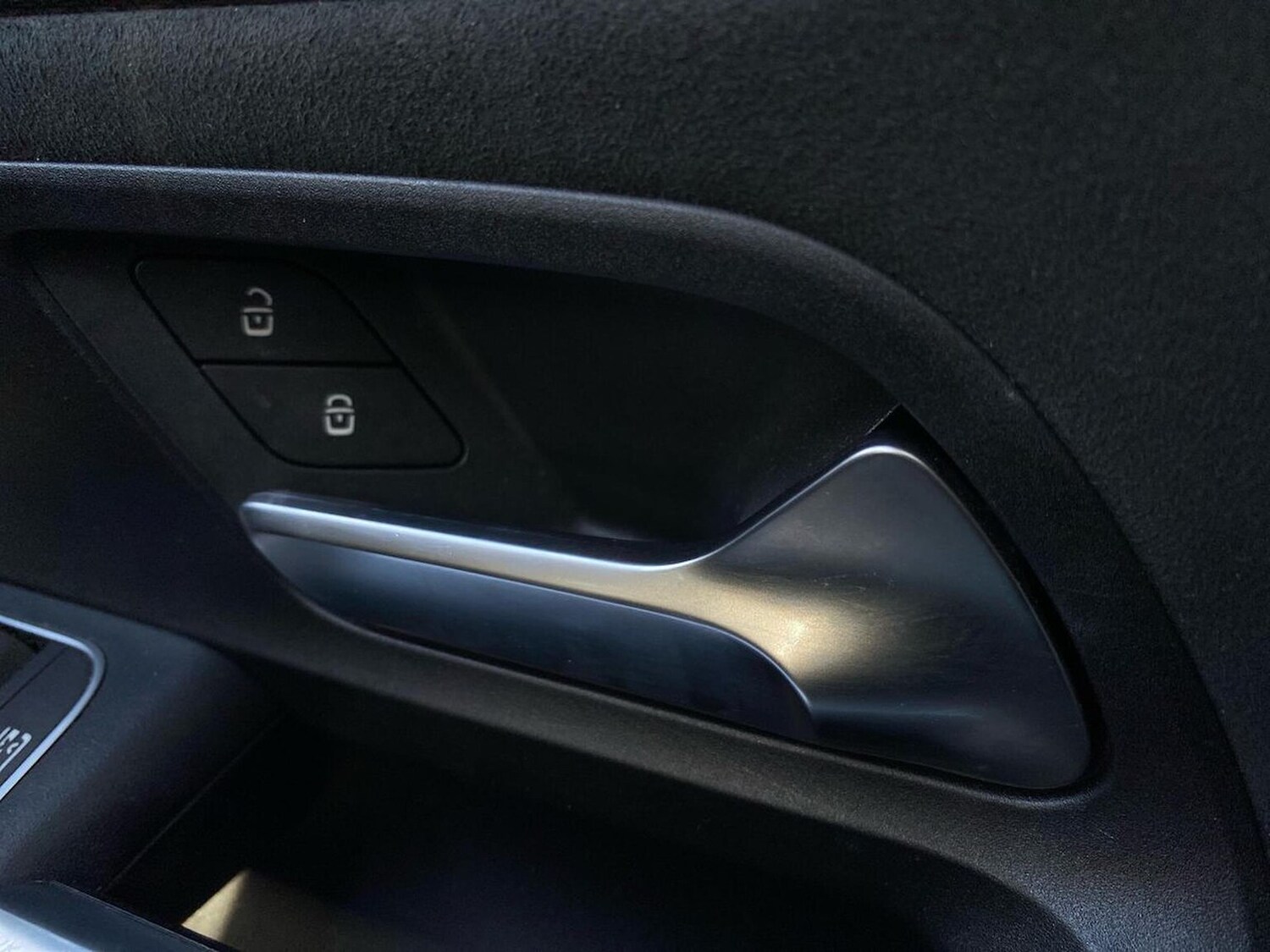 Used Mercedes-Benz GLA 2022 for sale - 76947008: Photo 40