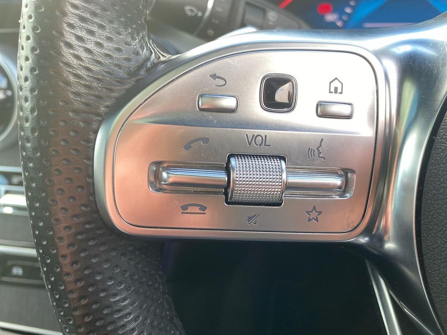 Used Mercedes-Benz GLC 2022 for sale - 76444708: Photo 26