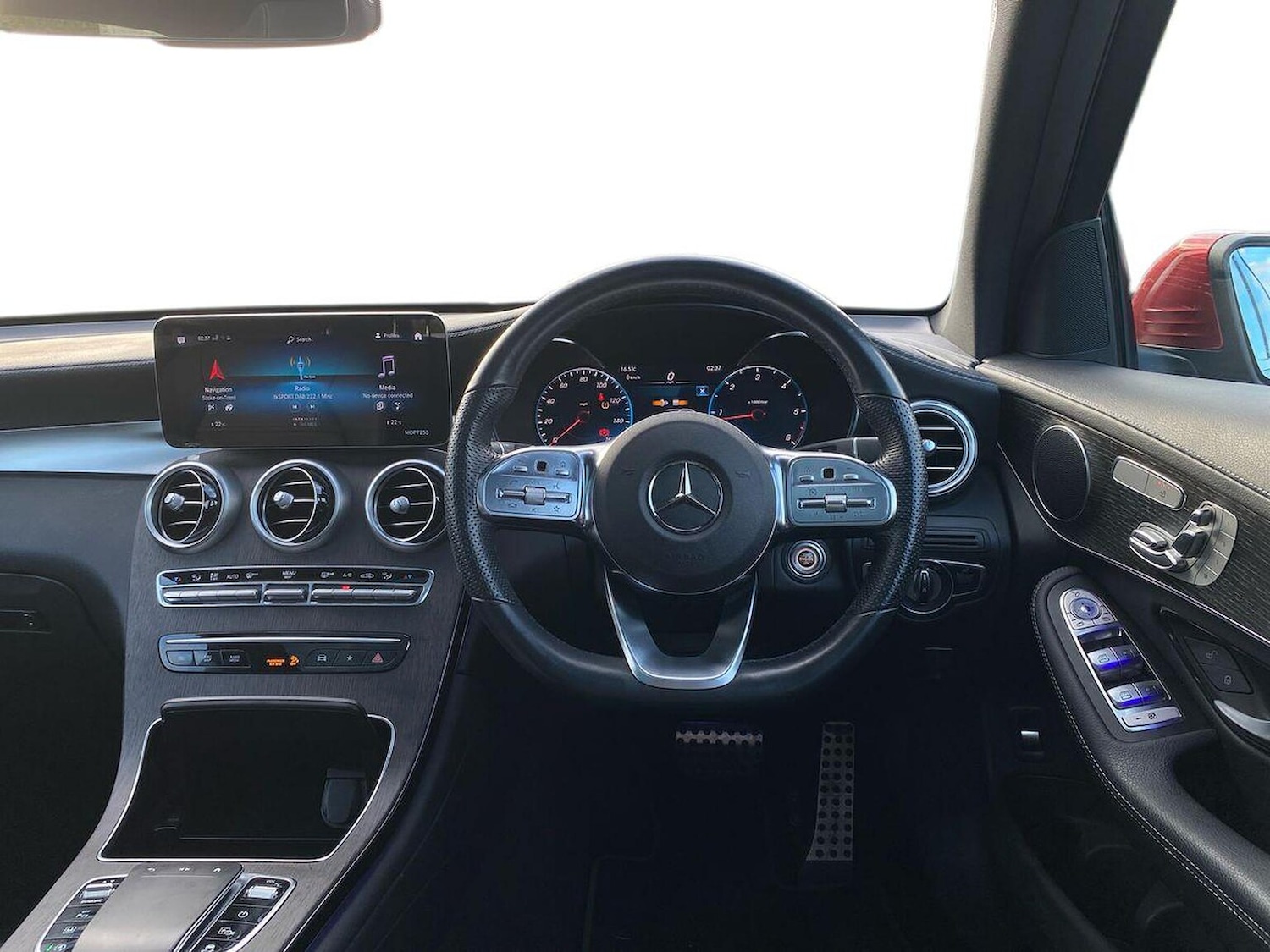 Used Mercedes-Benz GLC 2022 for sale - 76444708: Photo 9