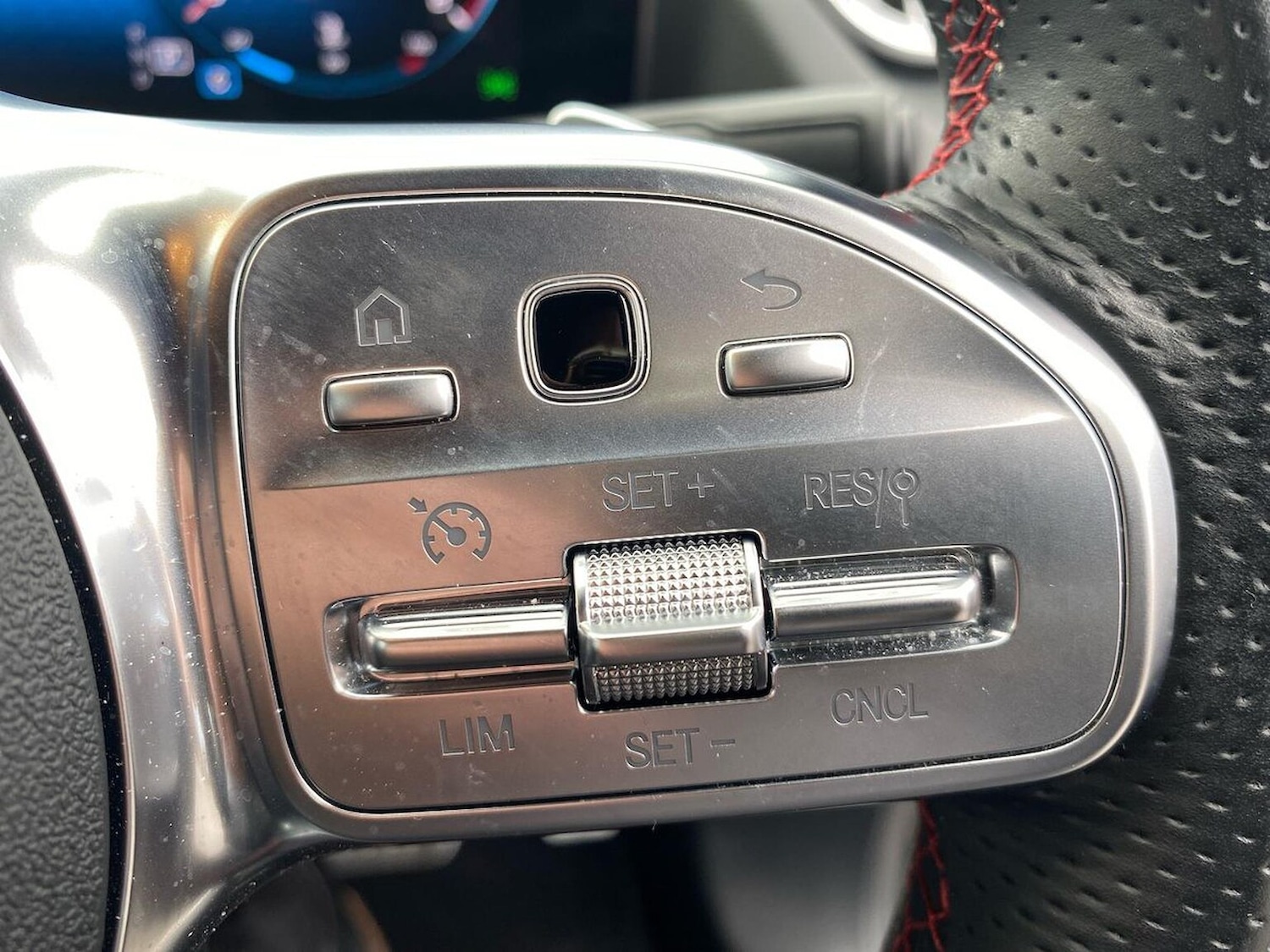 Used Mercedes-Benz GLA 2022 for sale - 76478213: Photo 27