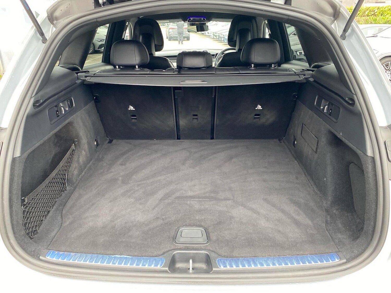 Used Mercedes-Benz GLC 2024 for sale - 77488419: Photo 17