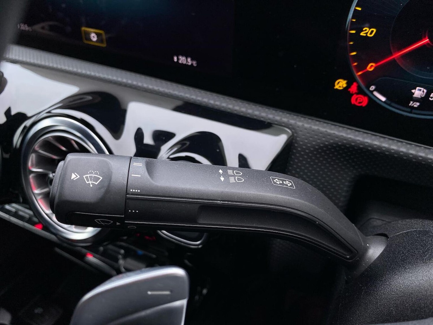 Used Mercedes-Benz CLA 2023 for sale - 77028126: Photo 30