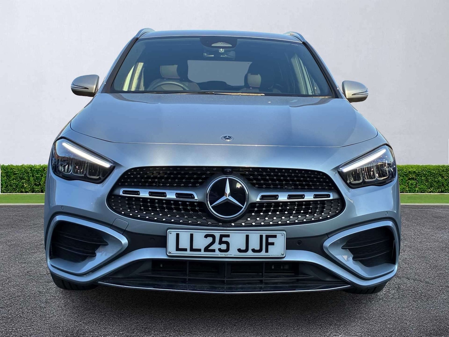 Used Mercedes-Benz GLA 2025 for sale - 78026187: Photo 2