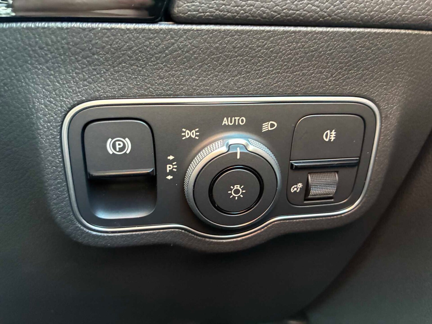 Used Mercedes-Benz GLA 2025 for sale - 78026187: Photo 27