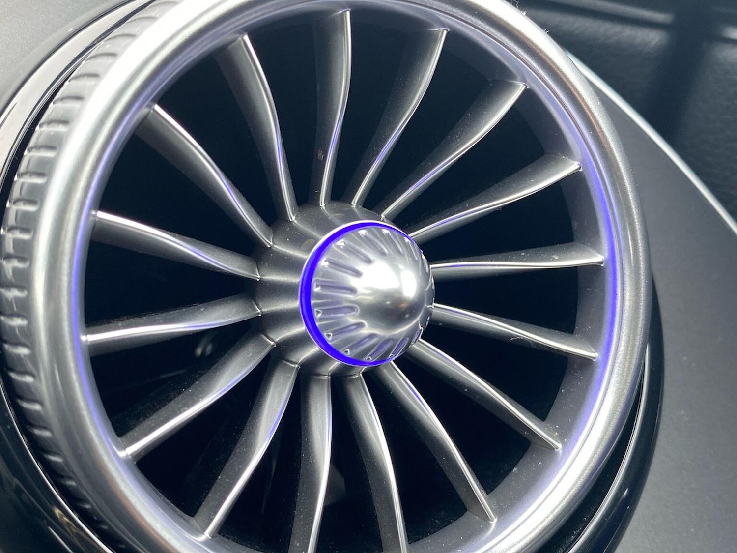 Used Mercedes-Benz EQA 2025 for sale - 76464636: Photo 39