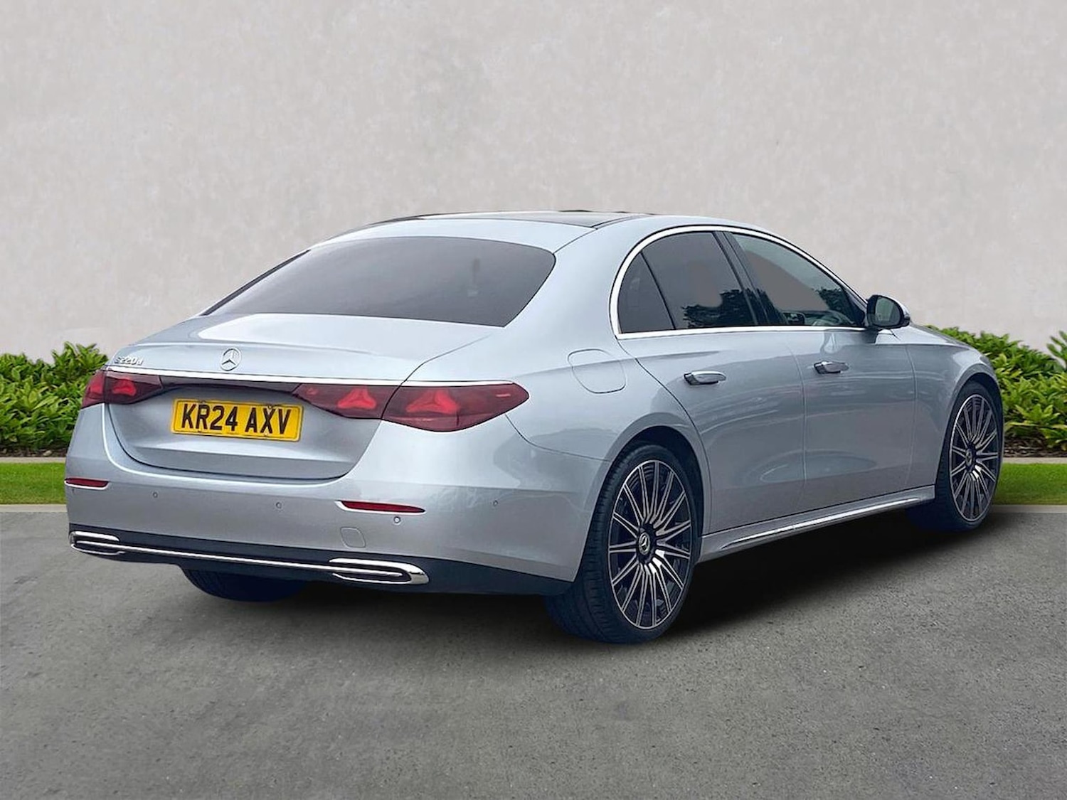 Used Mercedes-Benz E-Class 2024 for sale - 76019513: Photo 18