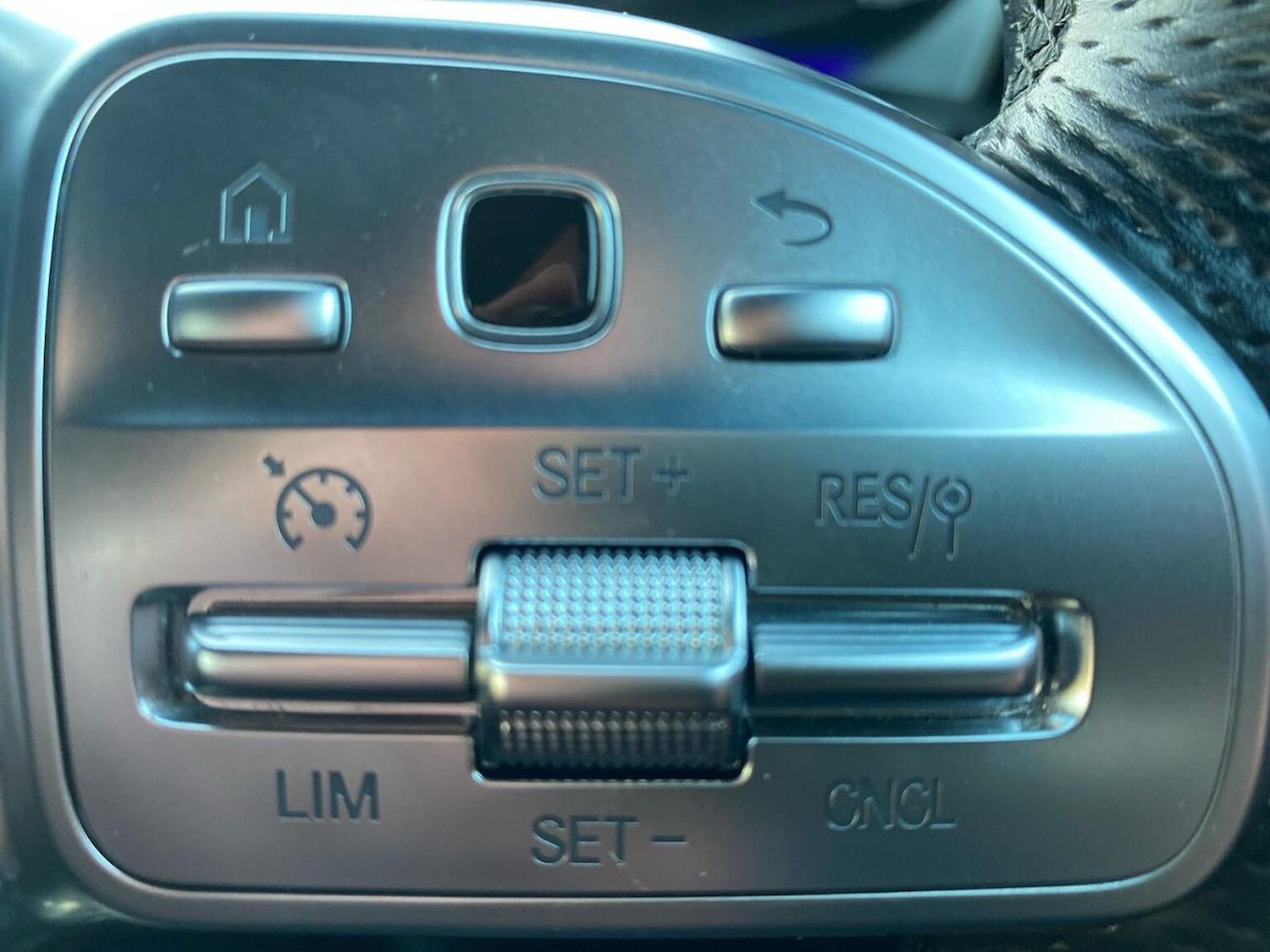 Used Mercedes-Benz CLA 2022 for sale - 76407390: Photo 27