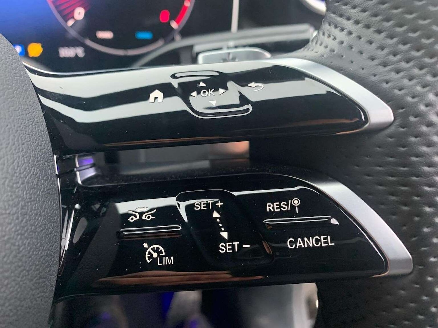 Used Mercedes-Benz GLC 2024 for sale - 77584652: Photo 27