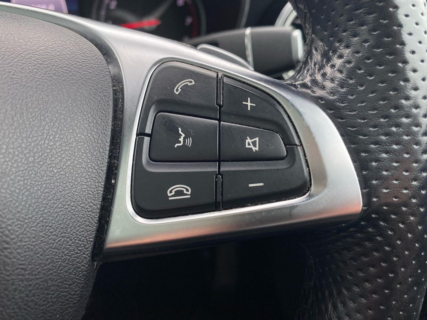 Used Mercedes-Benz GLC 2019 for sale - 76157204: Photo 27