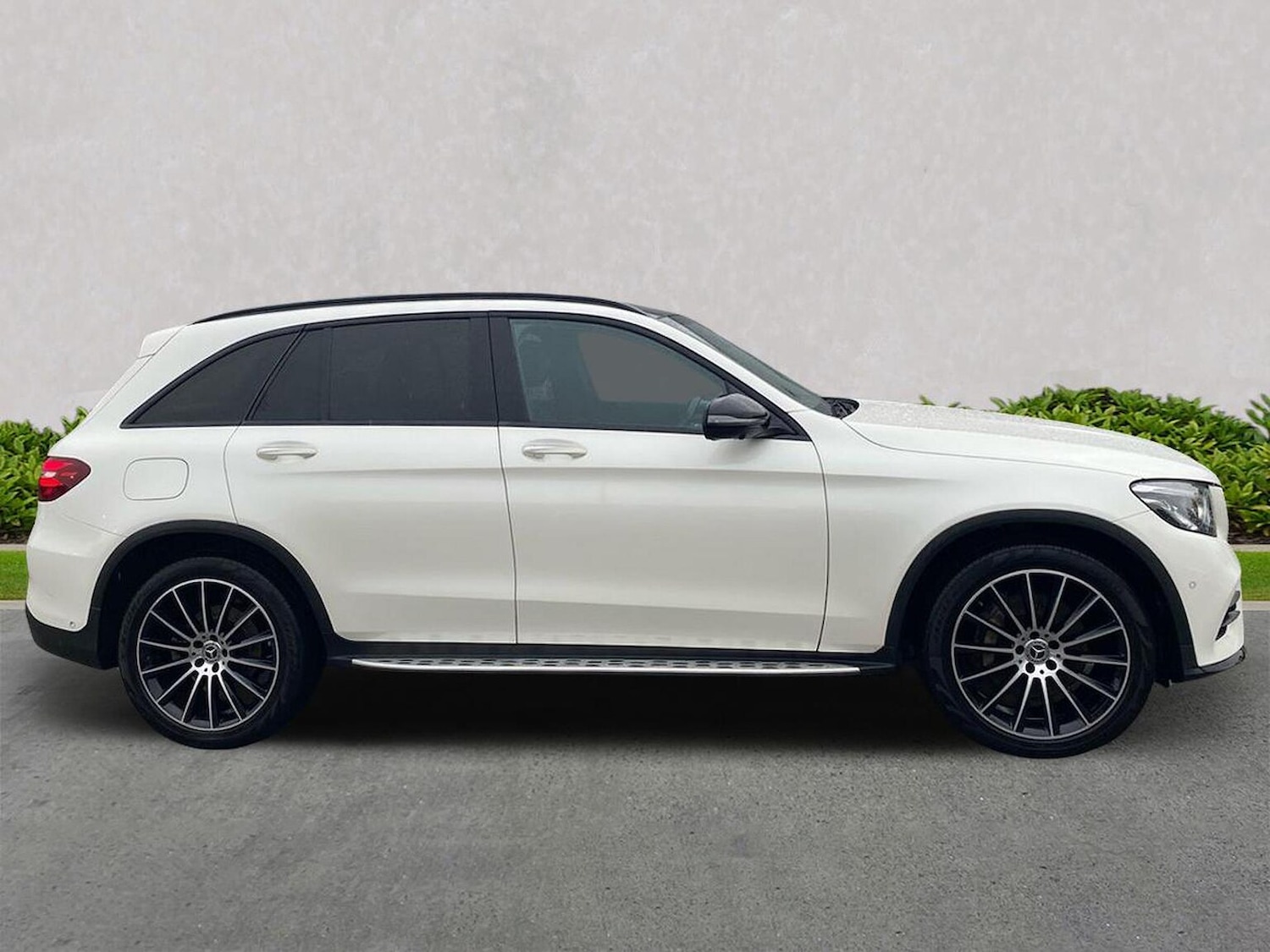 Used Mercedes-Benz GLC 2019 for sale - 76157204: Photo 3