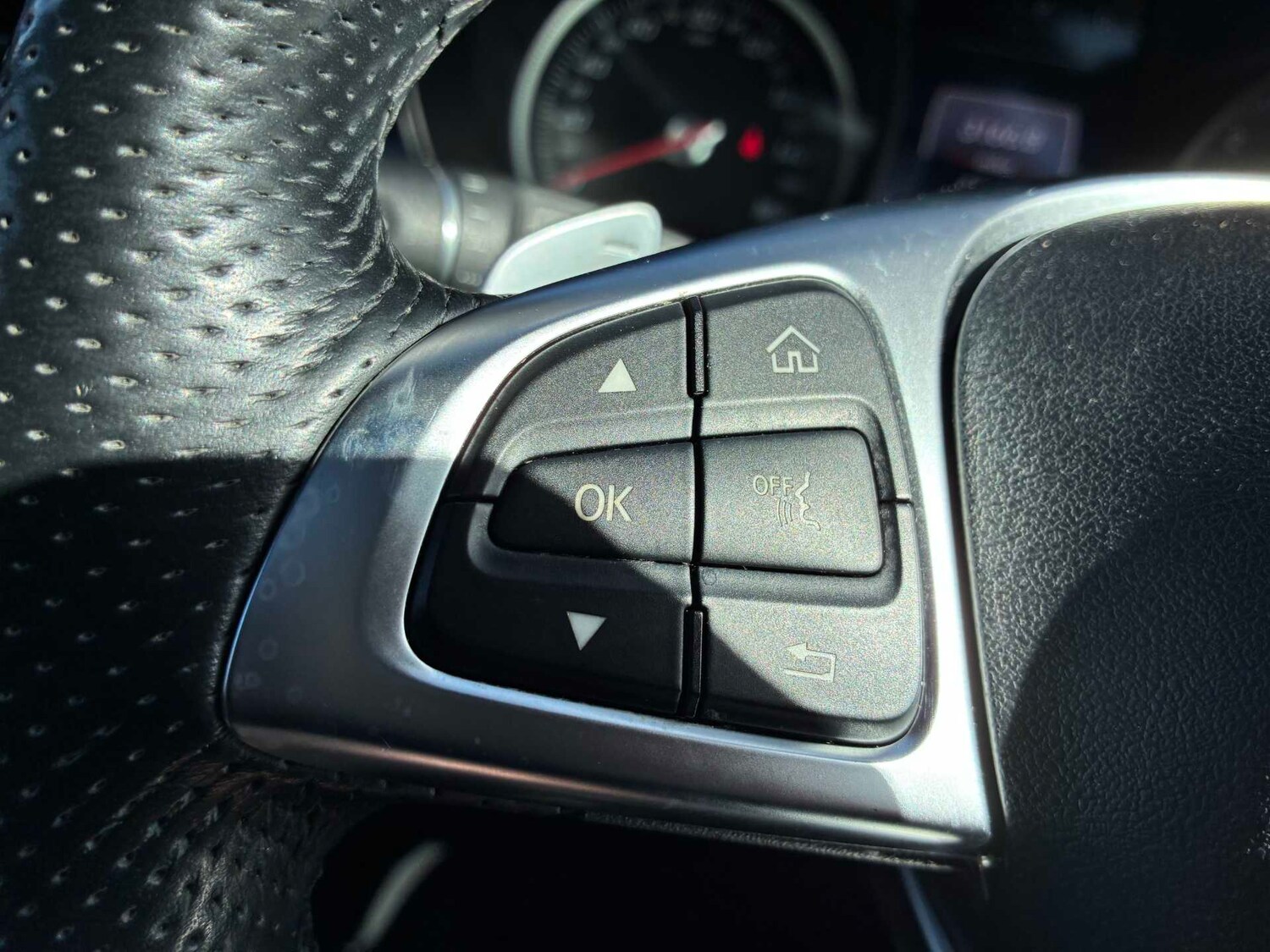 Used Mercedes-Benz GLC 2018 for sale - 78131774: Photo 22