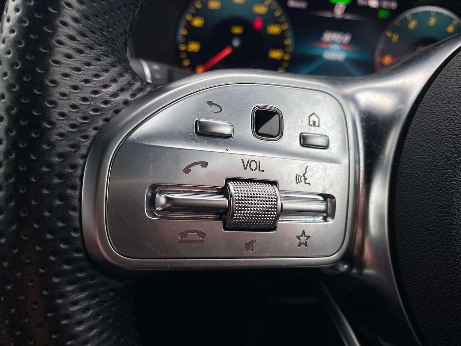 Used Mercedes-Benz GLC 2021 for sale - 77947334: Photo 26