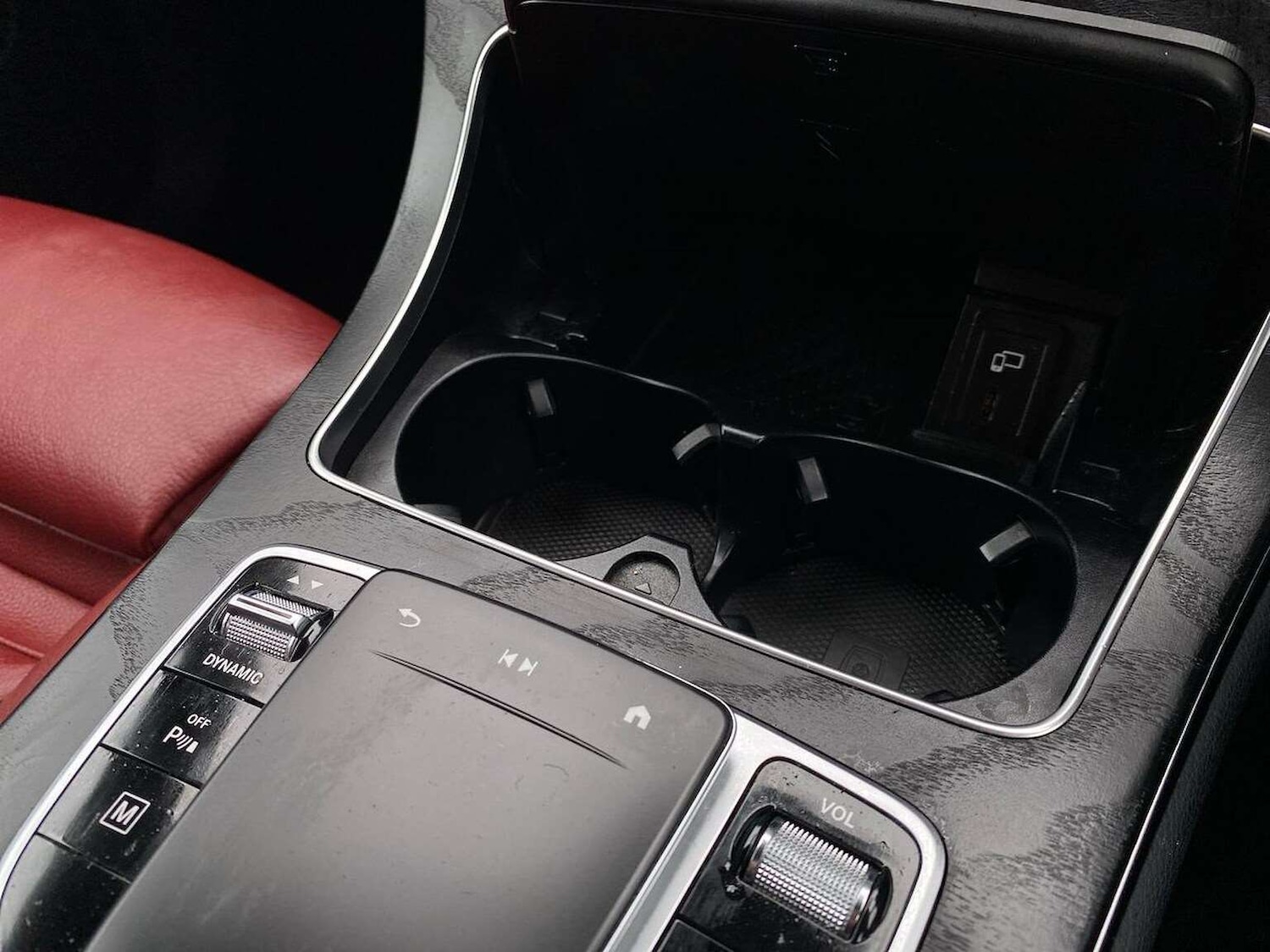 Used Mercedes-Benz GLC 2021 for sale - 77947334: Photo 32