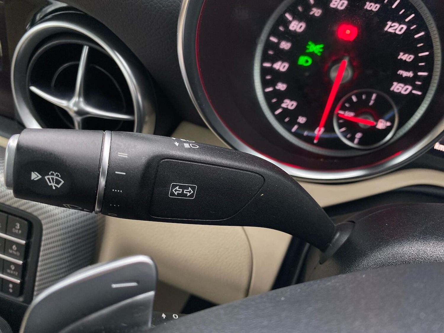 Used Mercedes-Benz SLC 2019 for sale - 76979900: Photo 28