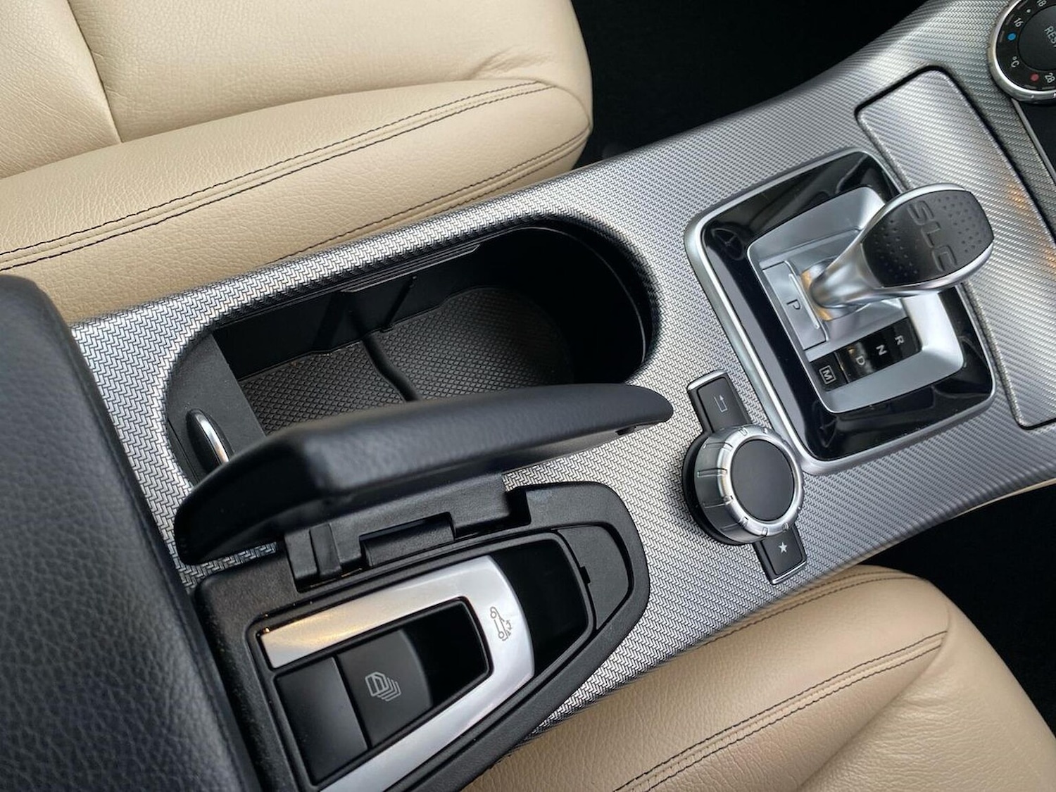 Used Mercedes-Benz SLC 2019 for sale - 76979900: Photo 32